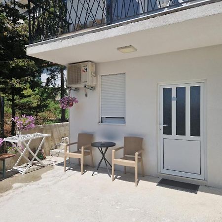 טיווט Studio Apartman Happy Home מראה חיצוני תמונה