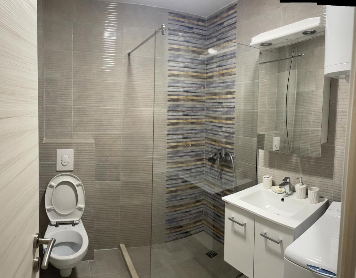 טיווט Studio Apartman Happy Home מראה חיצוני תמונה