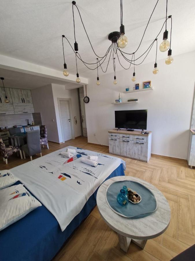 טיווט Studio Apartman Happy Home מראה חיצוני תמונה