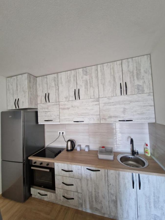 טיווט Studio Apartman Happy Home מראה חיצוני תמונה